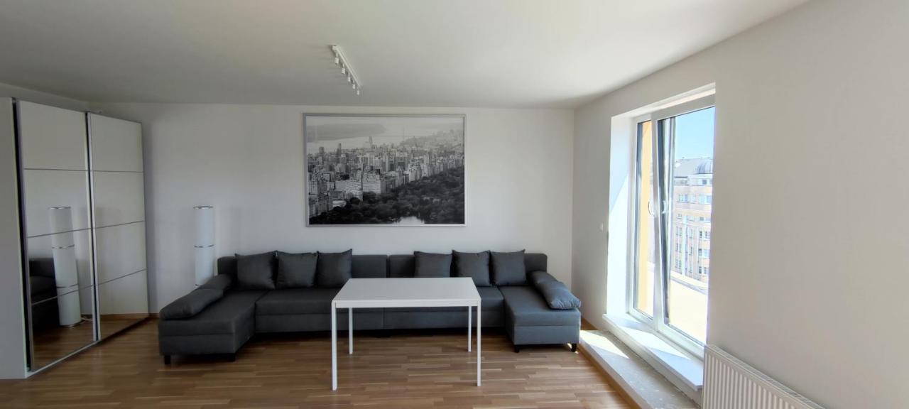 Penthouse # 81 With Panoramic City View In Elite Rezidence With Free Parking Praga Exterior foto
