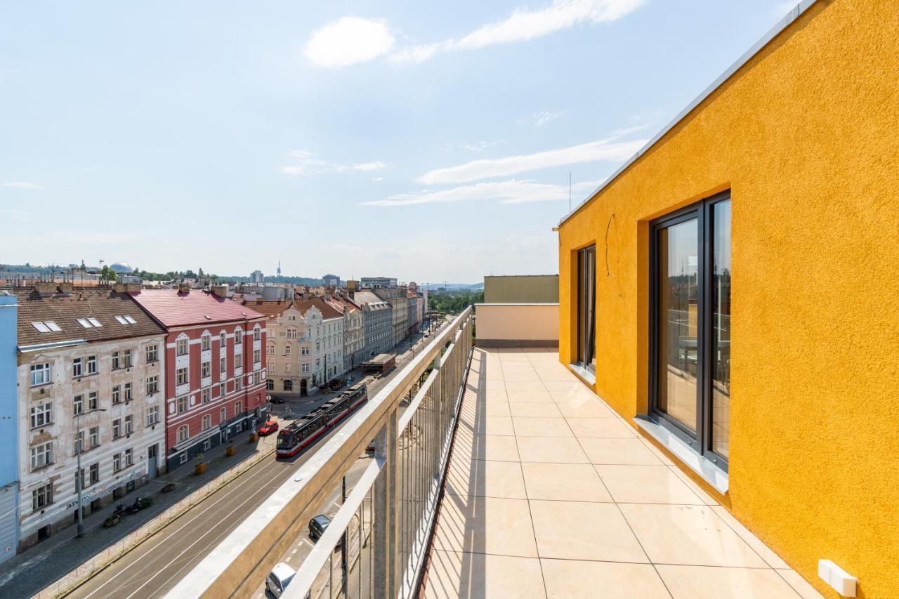 Penthouse # 81 With Panoramic City View In Elite Rezidence With Free Parking Praga Exterior foto